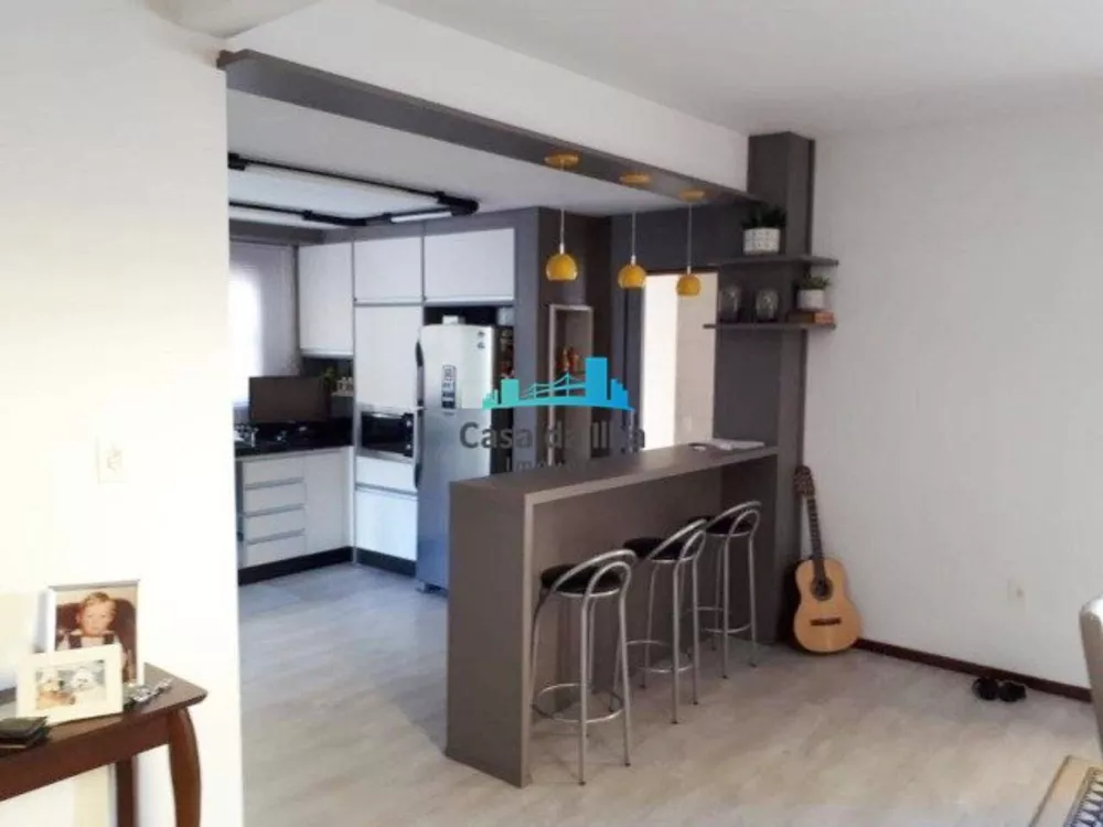 Casa à venda com 4 quartos, 303m² - Foto 5