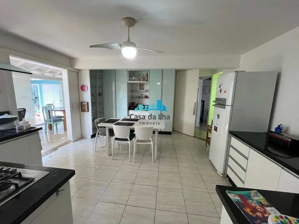 Casa, 4 quartos, 255 m² - Foto 11