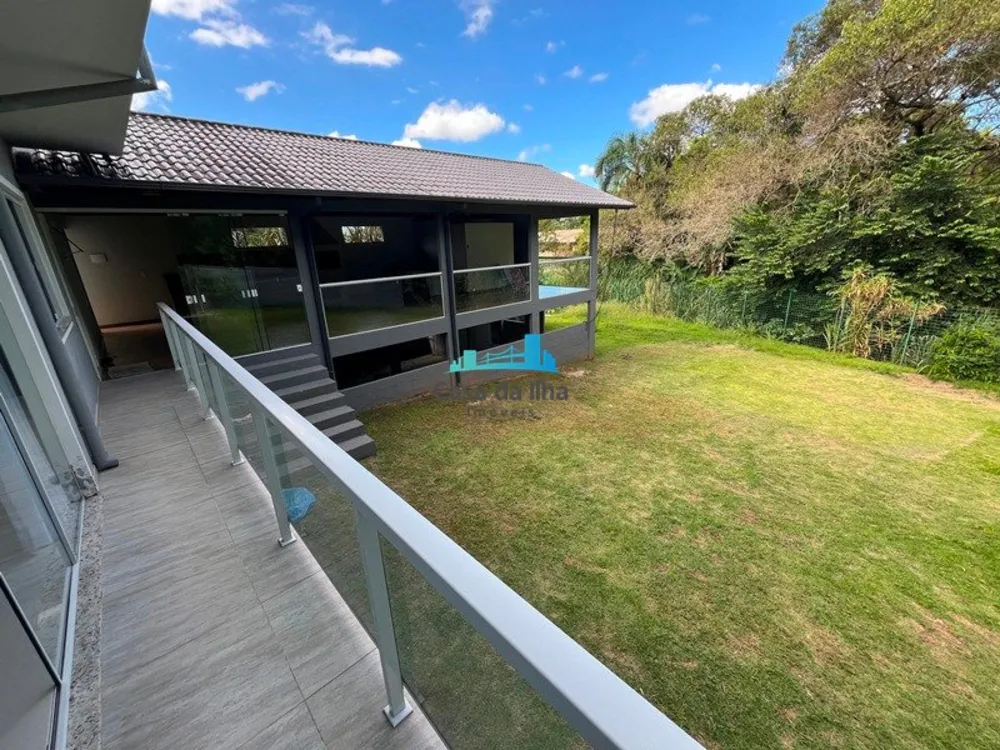 Casa, 4 quartos, 327 m² - Foto 1