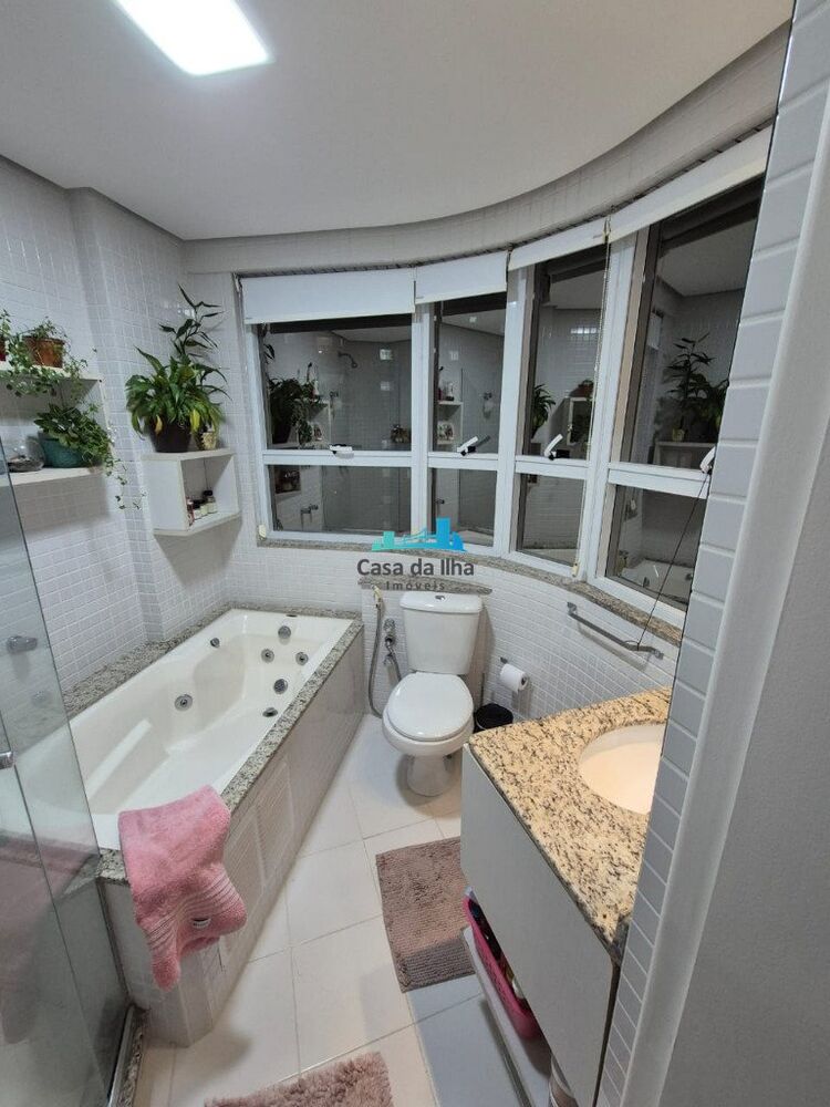 Apartamento à venda com 3 quartos, 107m² - Foto 7