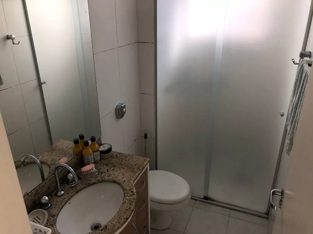 Apartamento à venda com 2 quartos, 70m² - Foto 10