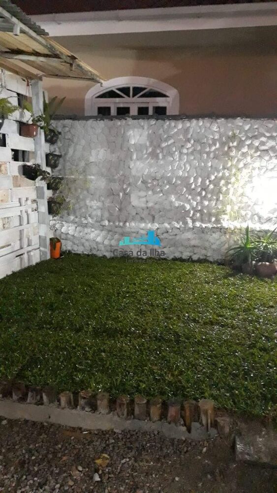 Casa, 7 quartos, 244 m² - Foto 2