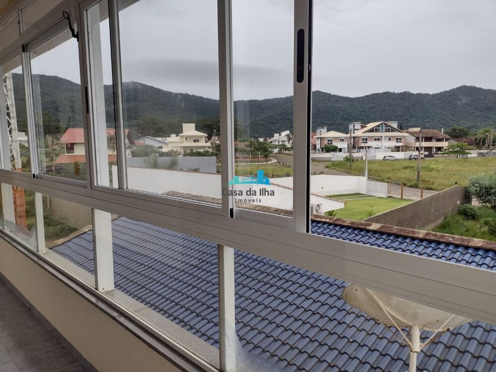 Apartamento à venda com 2 quartos, 70m² - Foto 4