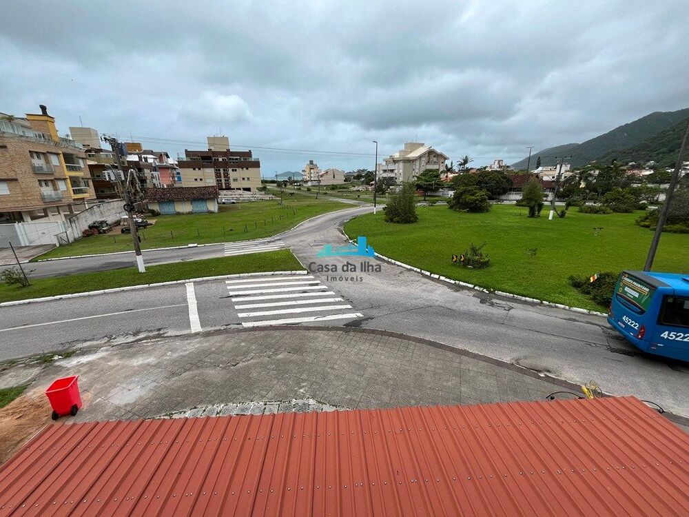 Apartamento à venda com 2 quartos, 70m² - Foto 10