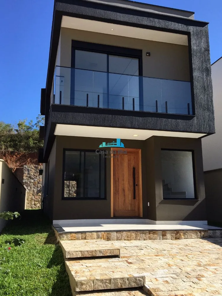Casa, 3 quartos, 180 m² - Foto 1