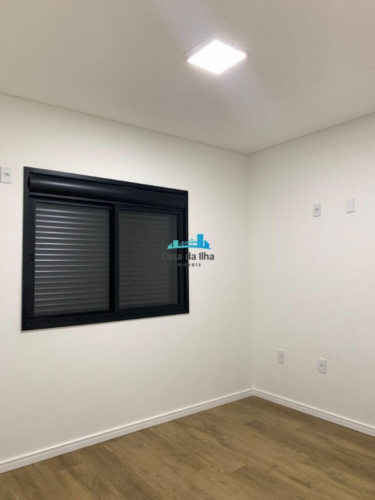 Casa à venda com 3 quartos, 163m² - Foto 14