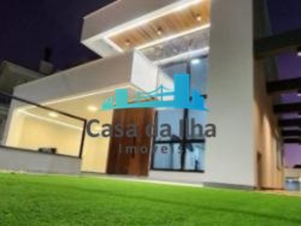 Casa à venda com 3 quartos, 163m² - Foto 1