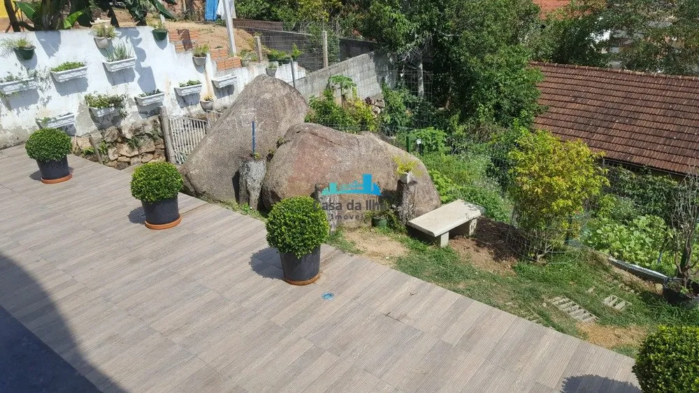 Casa, 4 quartos, 350 m² - Foto 1