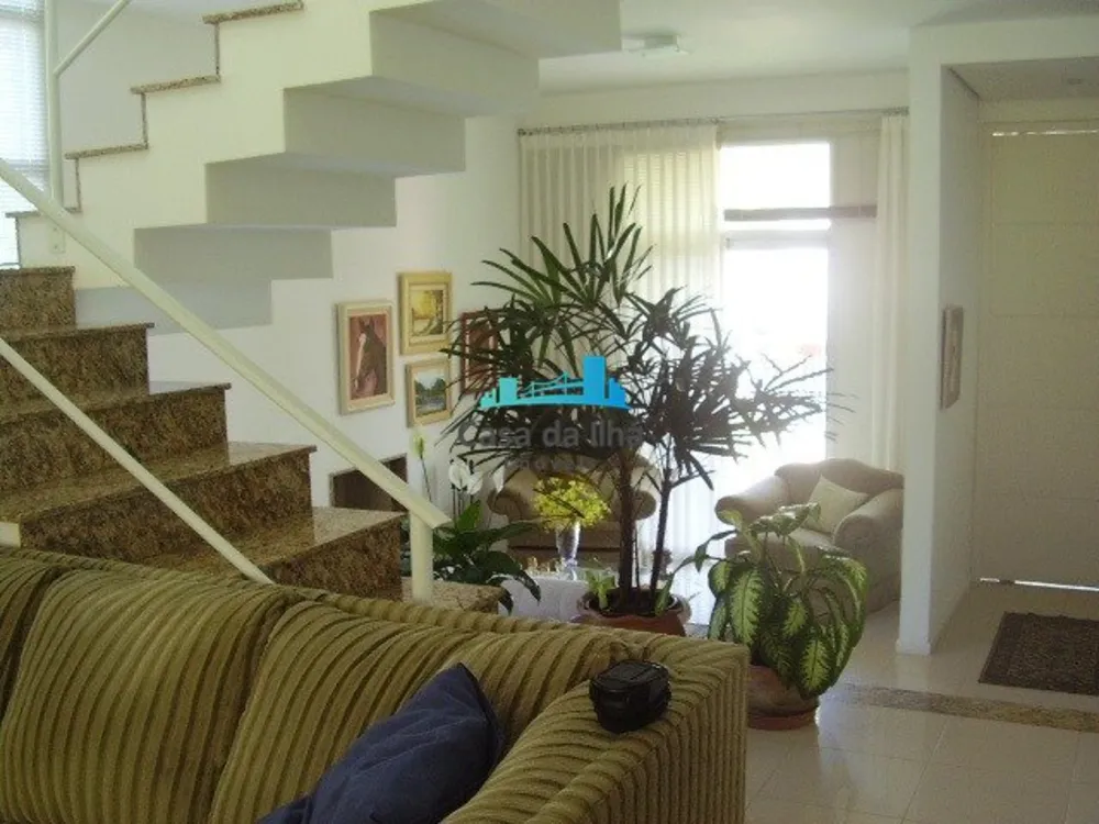Casa, 4 quartos, 306 m² - Foto 1