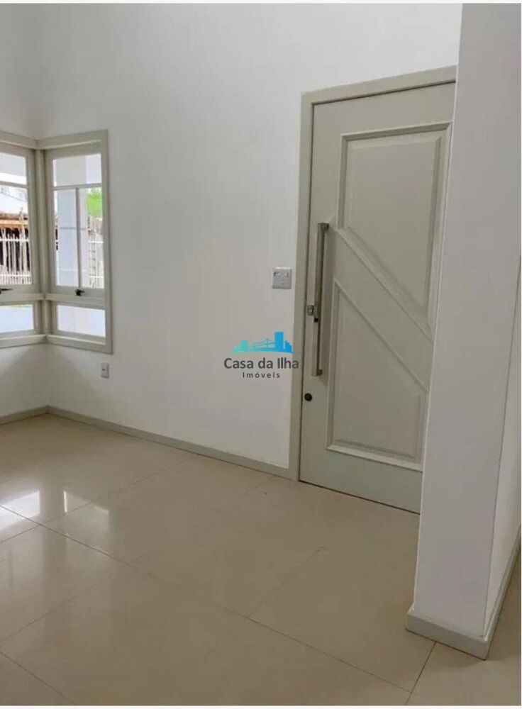 Casa à venda com 4 quartos, 250m² - Foto 6