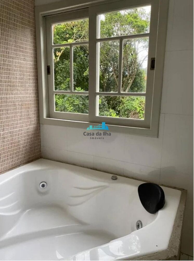 Casa à venda com 4 quartos, 250m² - Foto 7