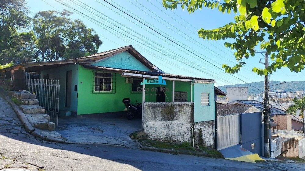 Casa, 7 quartos, 100 m² - Foto 1