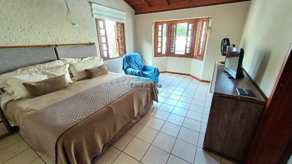 Casa, 3 quartos, 230 m² - Foto 12