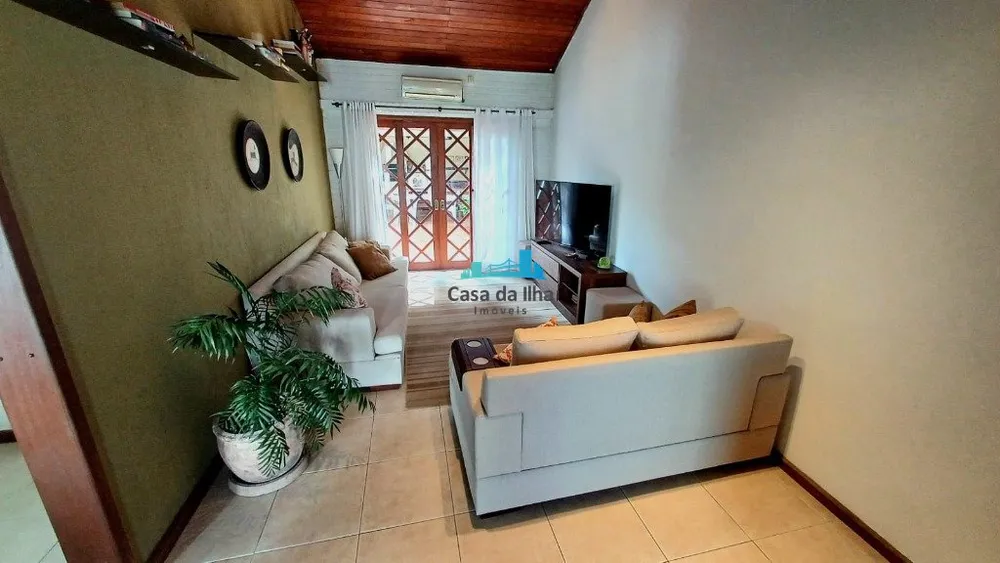 Casa, 3 quartos, 230 m² - Foto 3