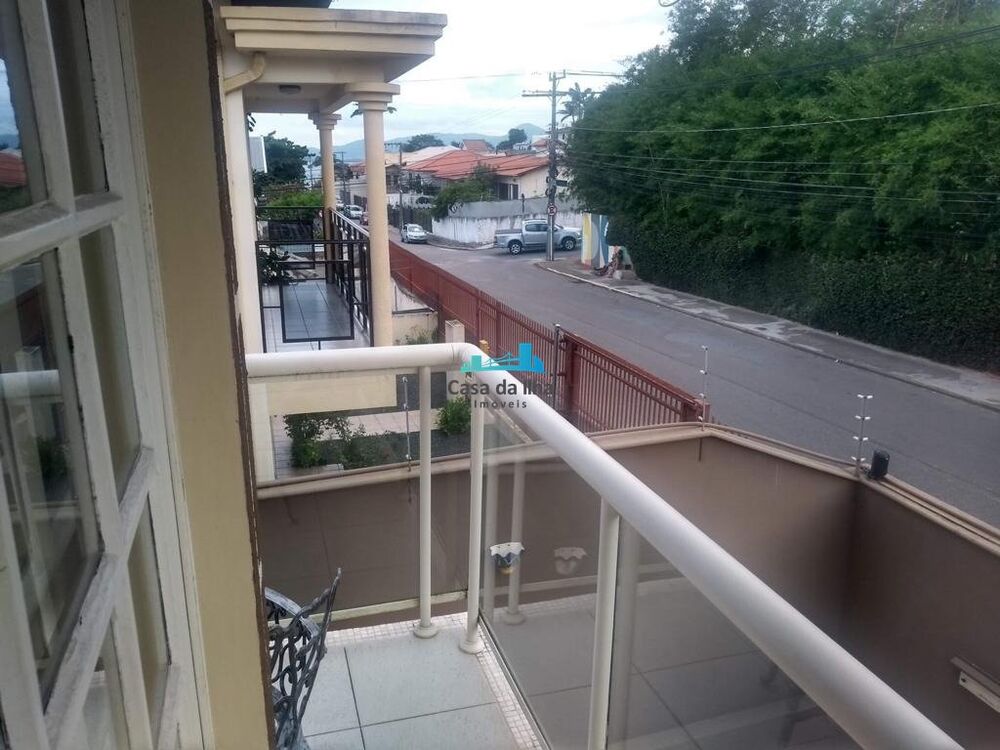 Casa, 4 quartos, 280 m² - Foto 2