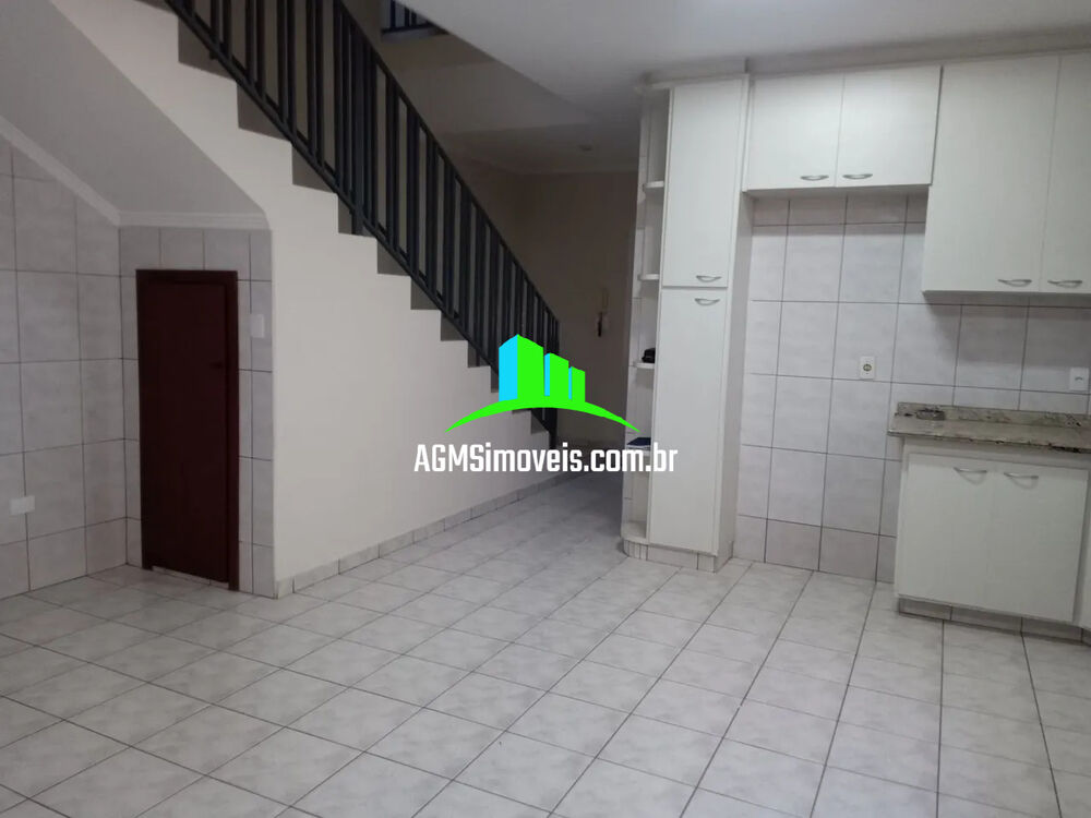 Sobrado à venda com 3 quartos, 200m² - Foto 5