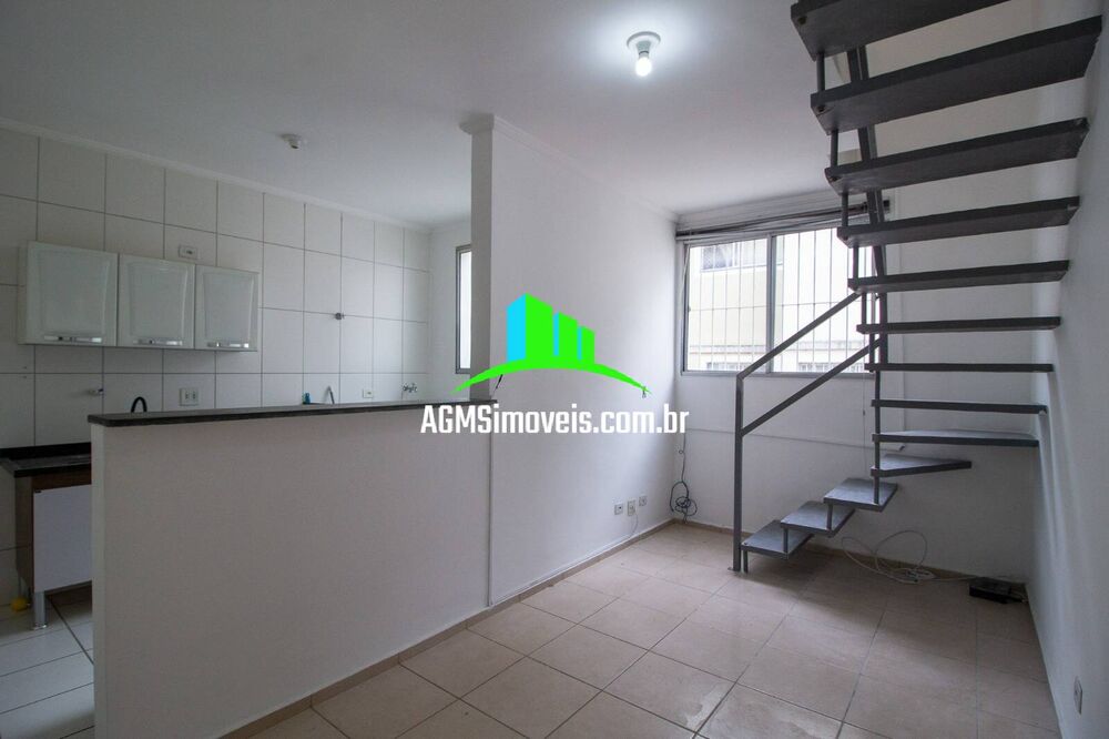 Apartamento à venda com 3 quartos, 107m² - Foto 1