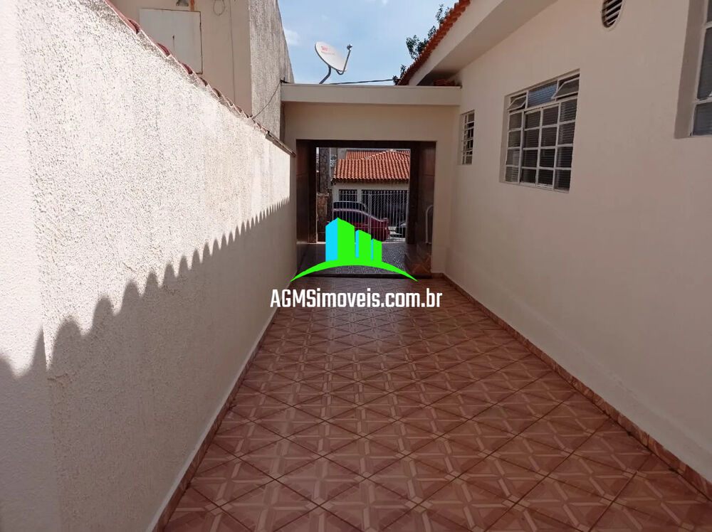 Casa à venda com 3 quartos, 141m² - Foto 4