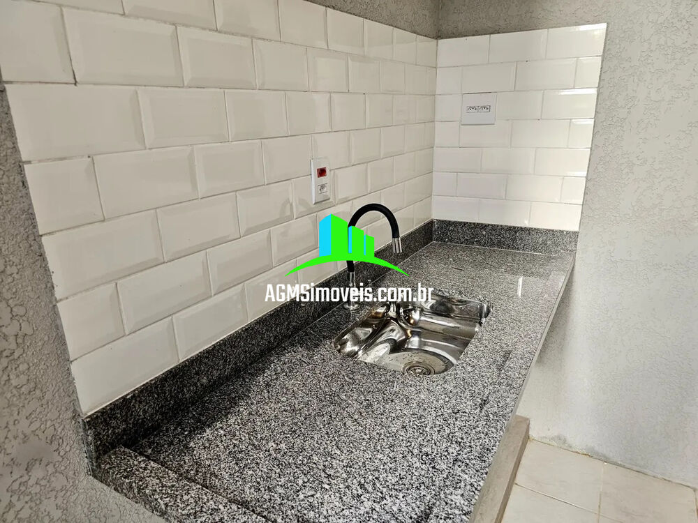 Casa à venda com 4 quartos, 242m² - Foto 9