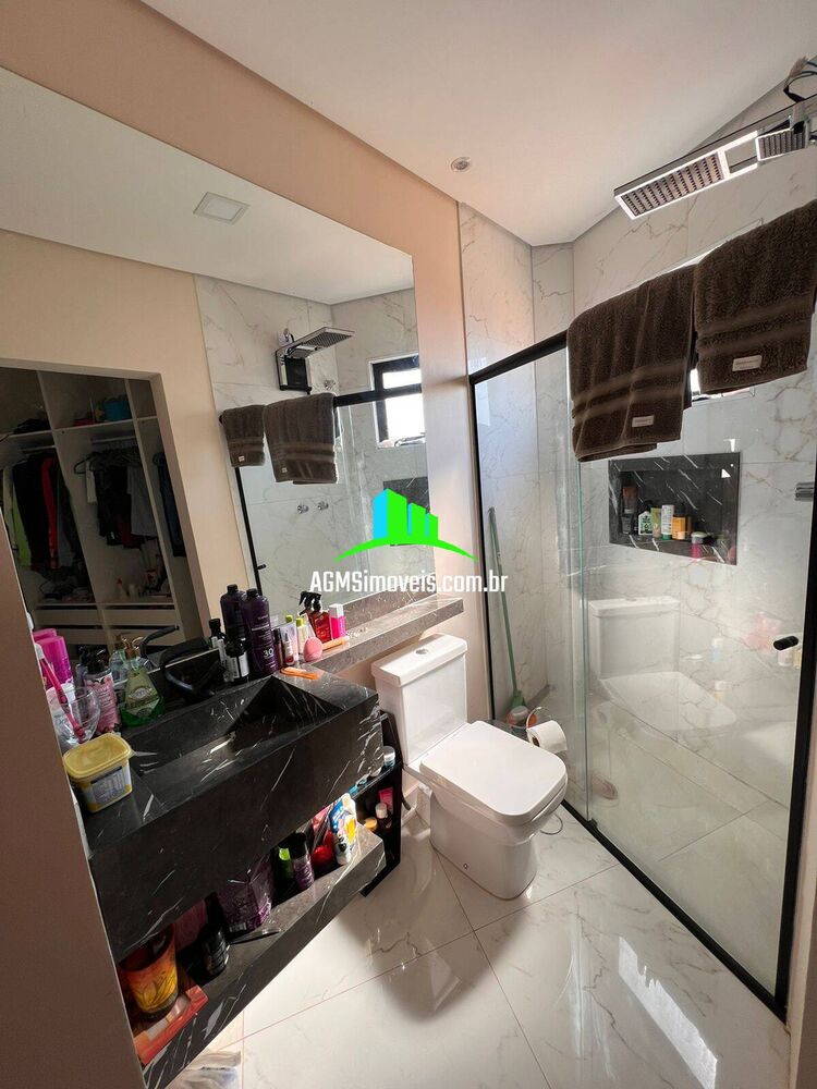 Casa de Condomínio à venda com 4 quartos, 230m² - Foto 3