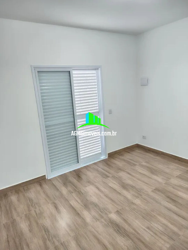 Casa à venda com 2 quartos, 84m² - Foto 7