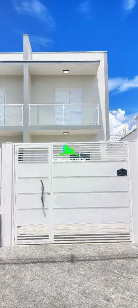 Casa à venda com 2 quartos, 84m² - Foto 2