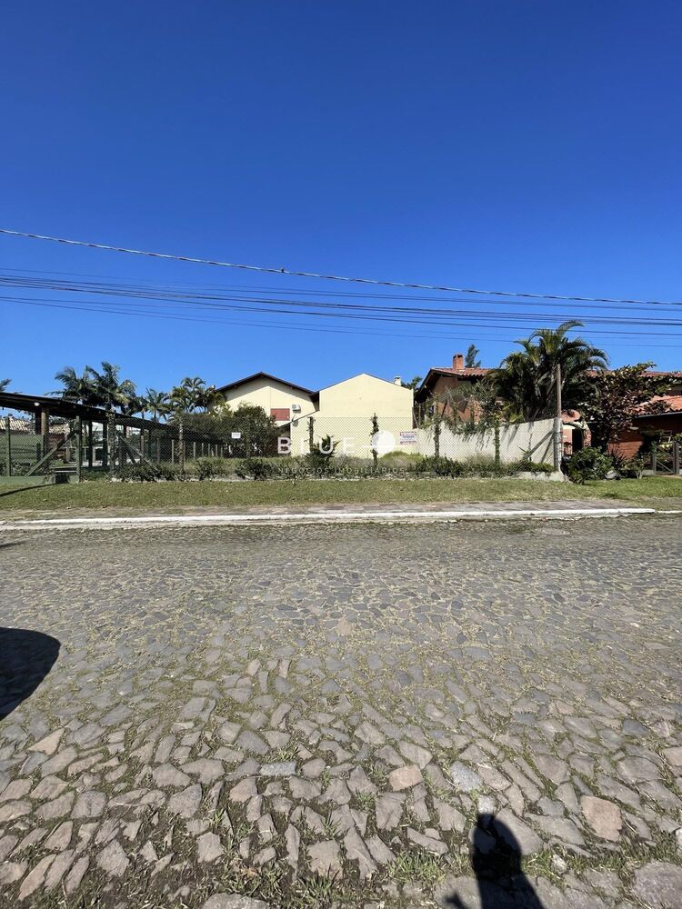 Terreno à venda, 374m² - Foto 1
