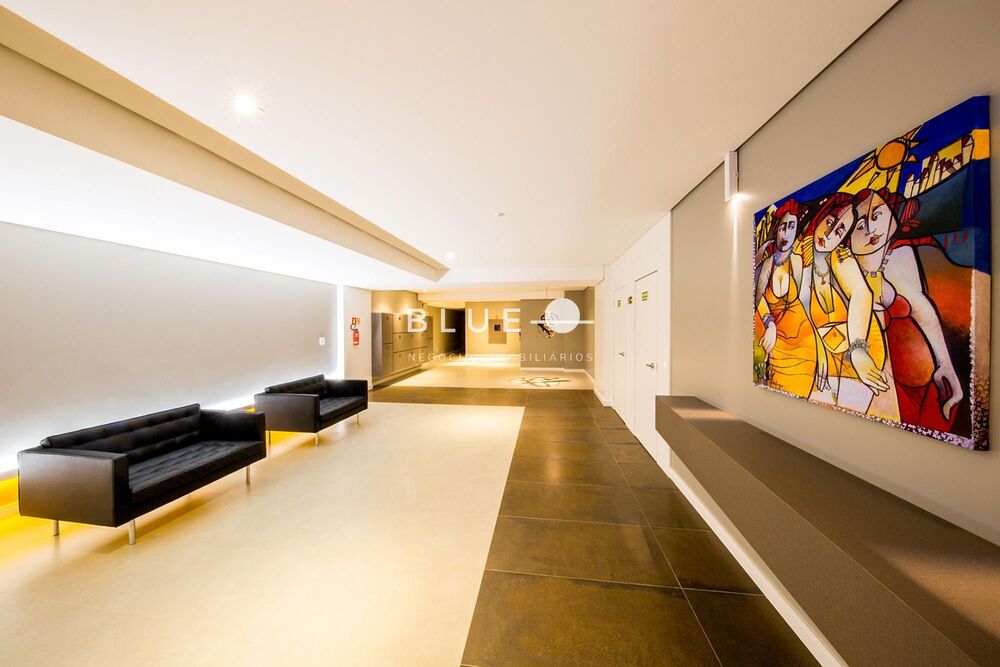 Apartamento à venda com 2 quartos, 67m² - Foto 2