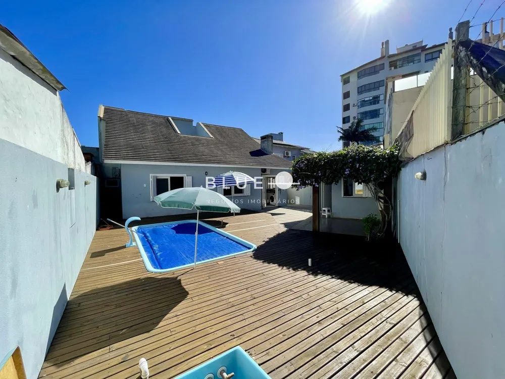 Casa, 3 quartos, 200 m² - Foto 1