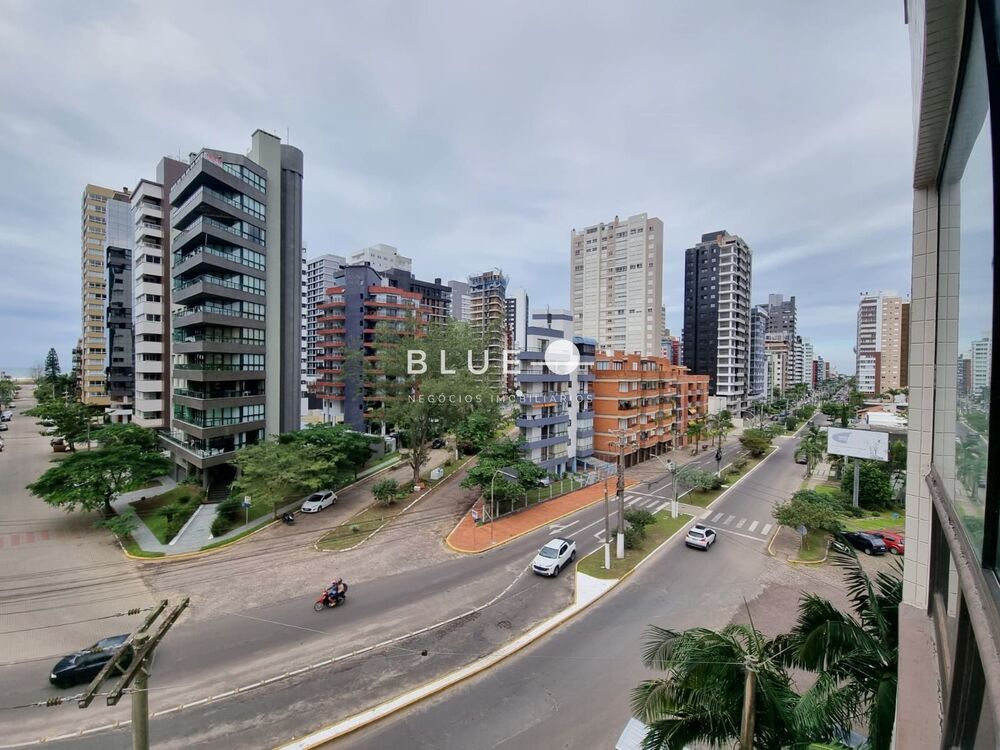 Apartamento à venda com 3 quartos, 145m² - Foto 8