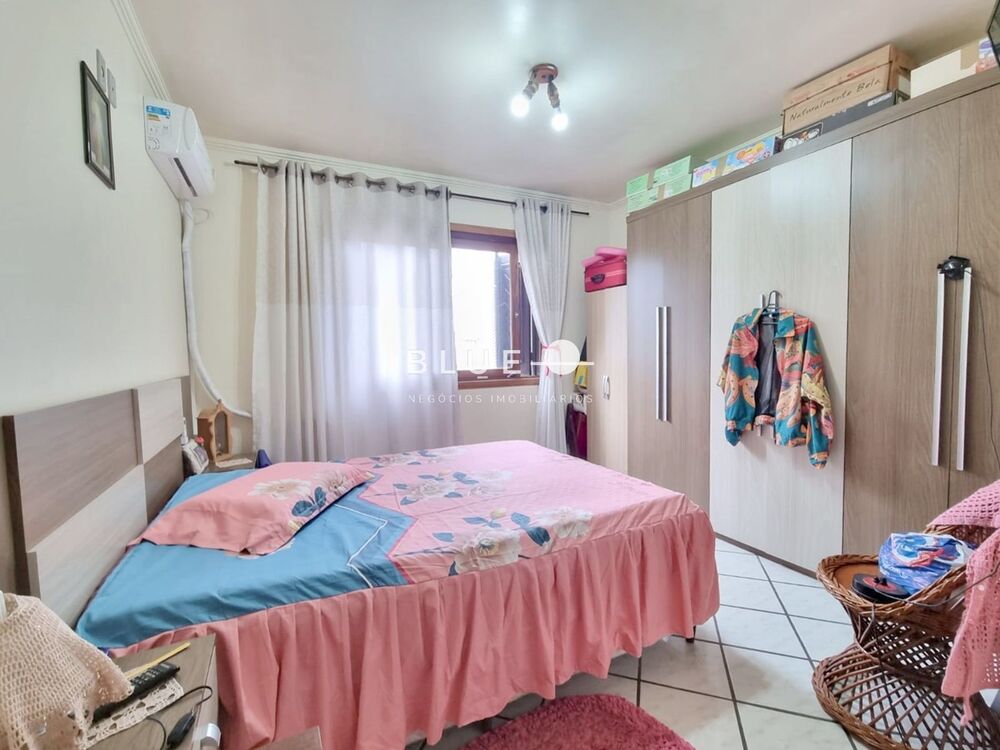 Apartamento à venda com 3 quartos, 145m² - Foto 2