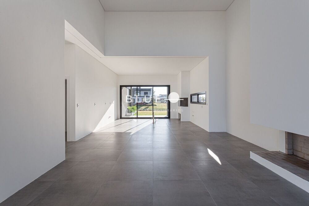Casa de Condomínio à venda com 3 quartos, 205m² - Foto 6
