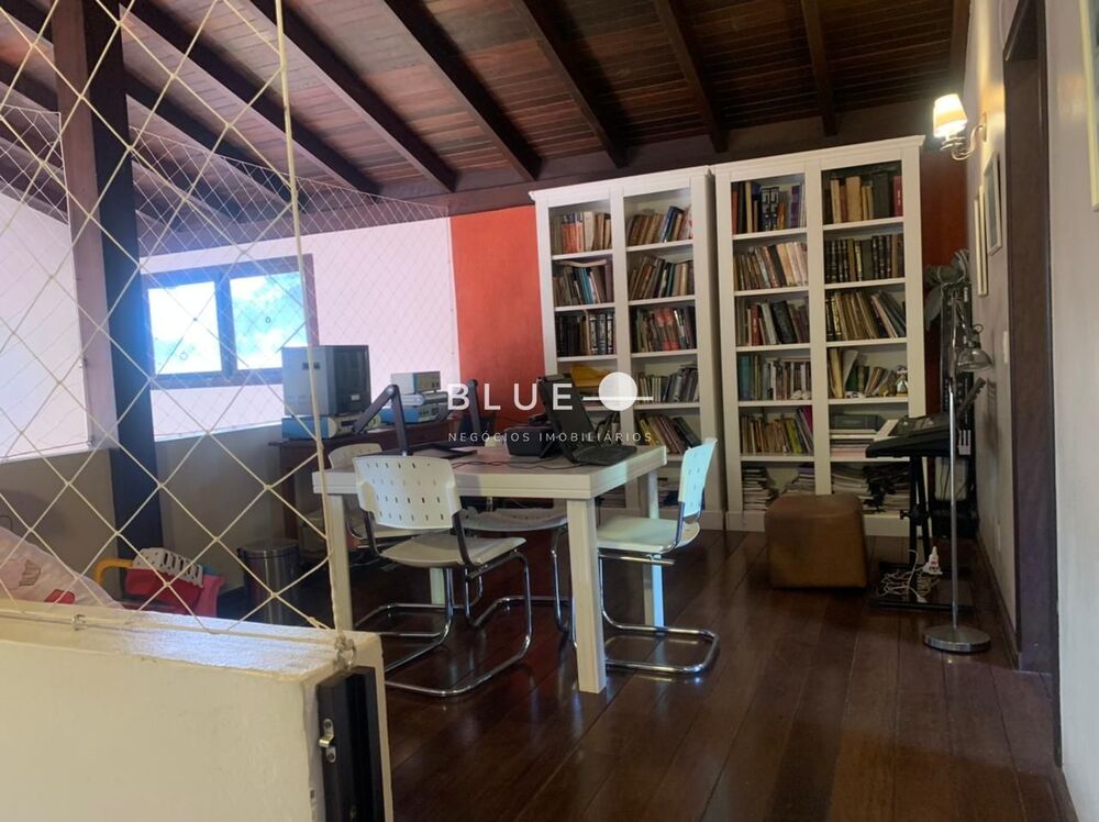 Casa, 4 quartos, 317 m² - Foto 1