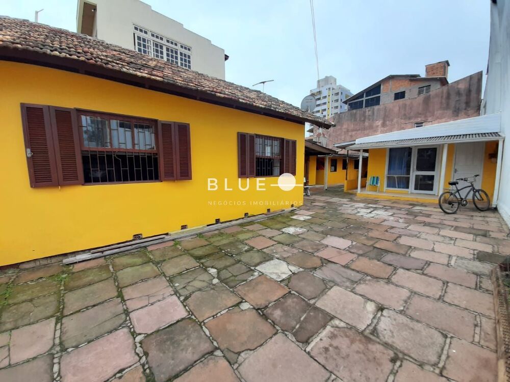Casa, 6 quartos, 128 m² - Foto 3