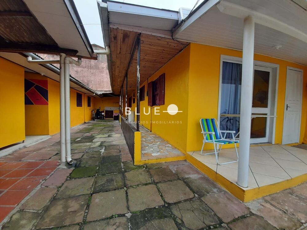 Casa, 6 quartos, 128 m² - Foto 4