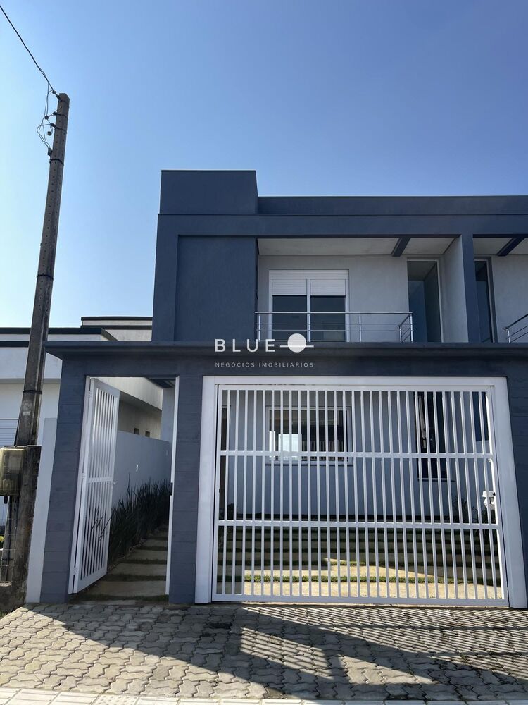 Sobrado à venda com 3 quartos, 140m² - Foto 1