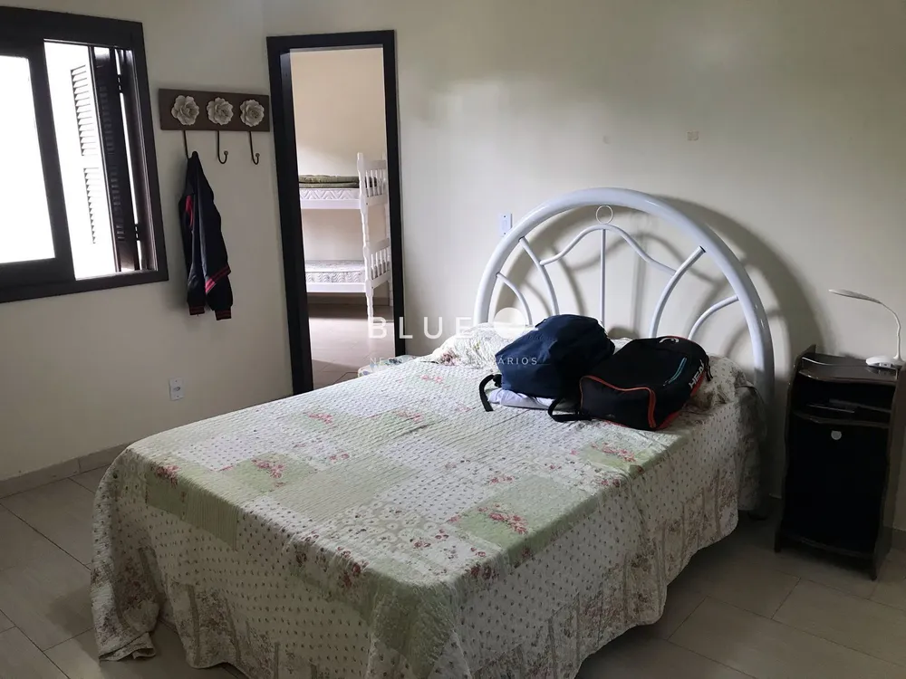 Casa, 4 quartos, 260 m² - Foto 4