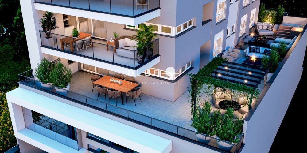 Apartamento à venda com 3 quartos, 156m² - Foto 2