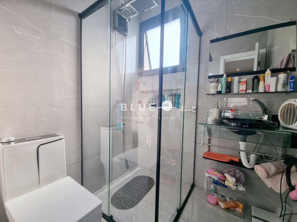 Casa à venda com 4 quartos, 141m² - Foto 3
