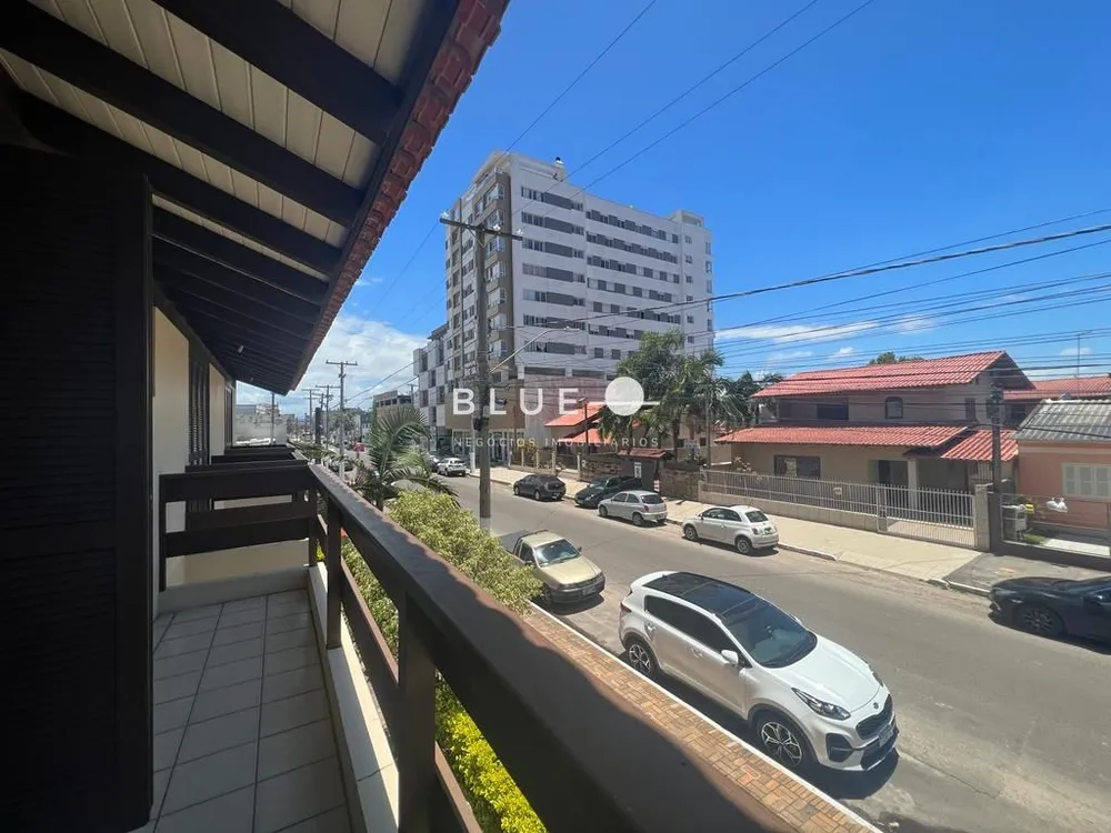 Casa, 10 quartos, 142 m² - Foto 16