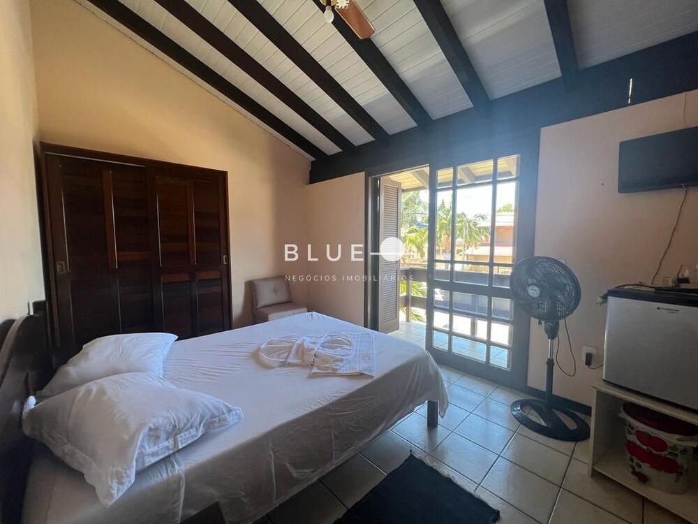 Casa à venda com 10 quartos, 142m² - Foto 5