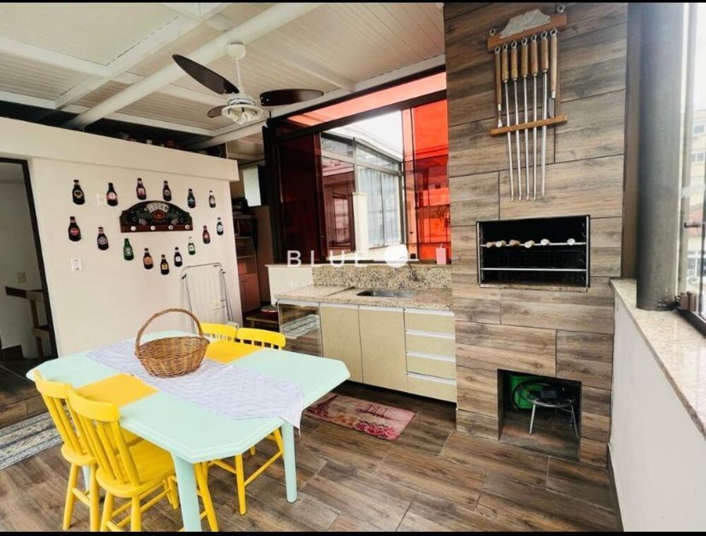 Cobertura à venda com 3 quartos, 185m² - Foto 4