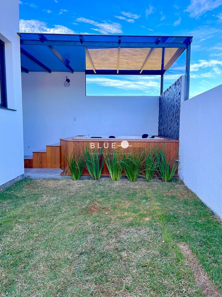 Casa à venda com 2 quartos, 112m² - Foto 4