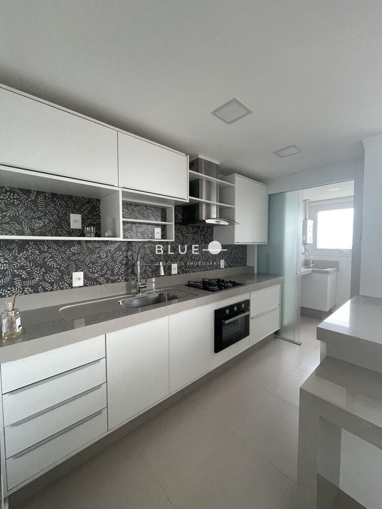 Apartamento à venda com 2 quartos, 129m² - Foto 3