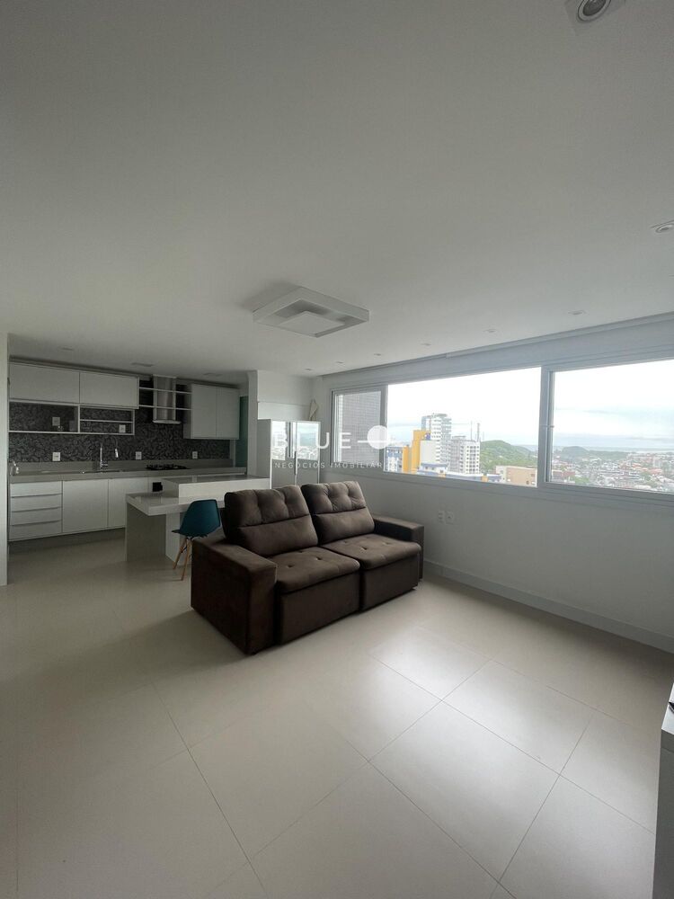 Apartamento à venda com 2 quartos, 129m² - Foto 1