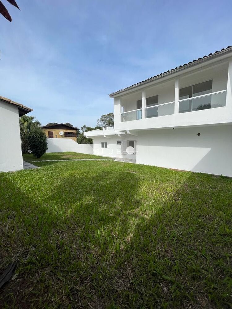 Casa à venda com 3 quartos, 400m² - Foto 2