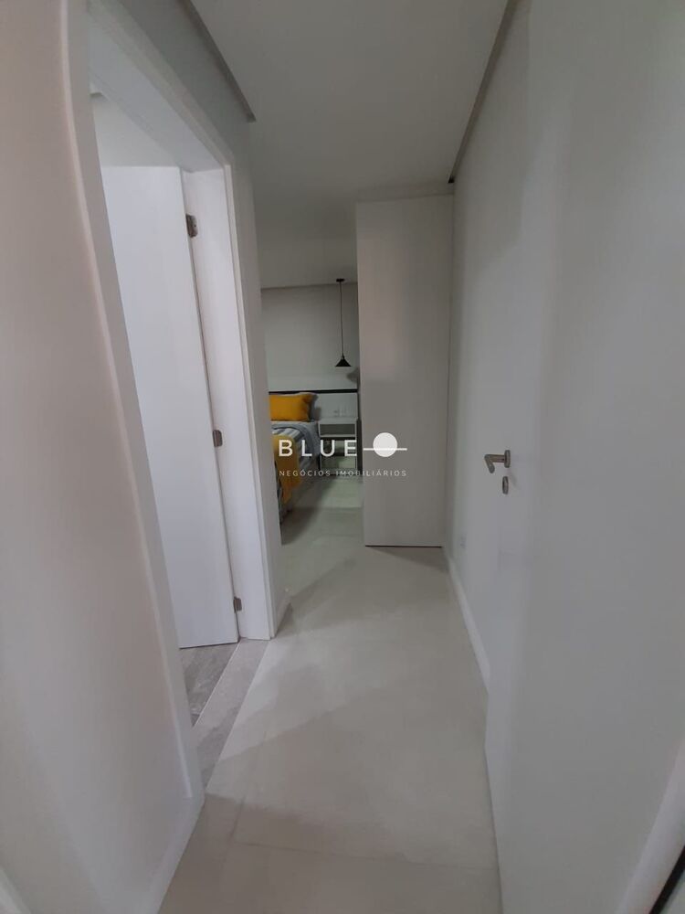Casa de Condomínio à venda com 3 quartos, 369m² - Foto 4
