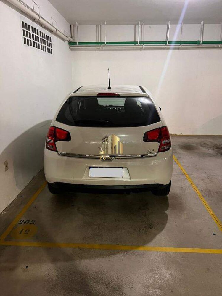Apartamento à venda com 2 quartos, 73m² - Foto 4