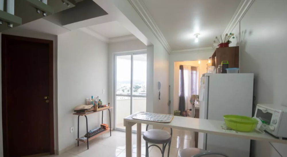 Apartamento à venda com 2 quartos, 77m² - Foto 1