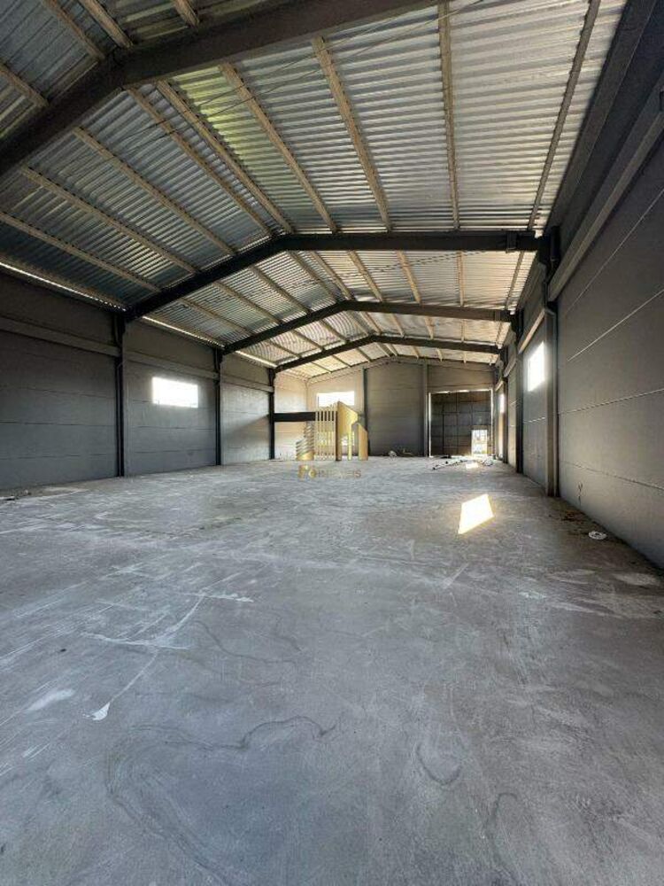 Depósito-Galpão-Armazém para alugar, 550m² - Foto 3